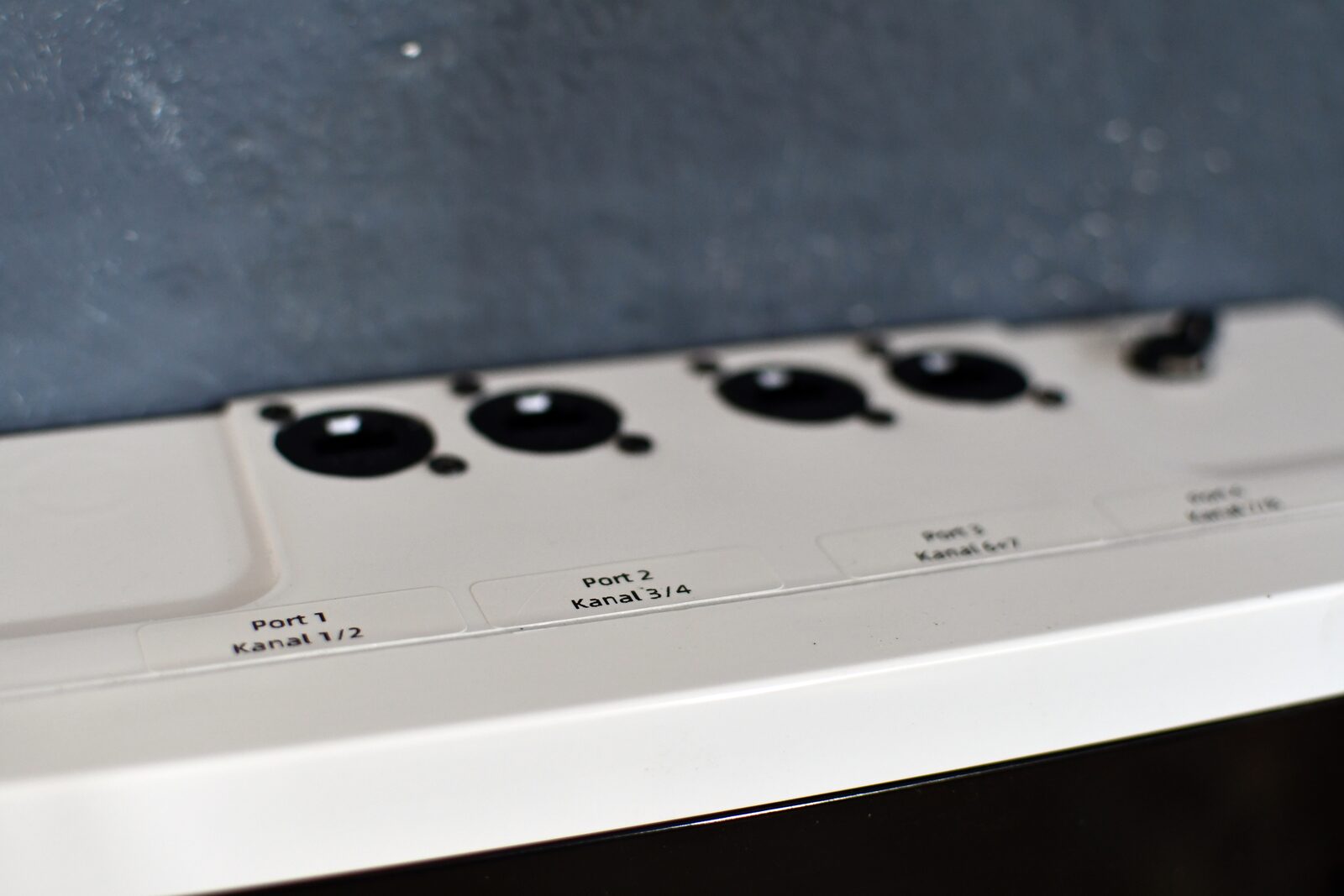 Easy-Access-Ports in der Vorserie